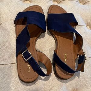 ☆Super Cute Solanz Sandals Summer Sandals!! Size 8.5